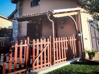 Fam alberoidea - recinzione di legno